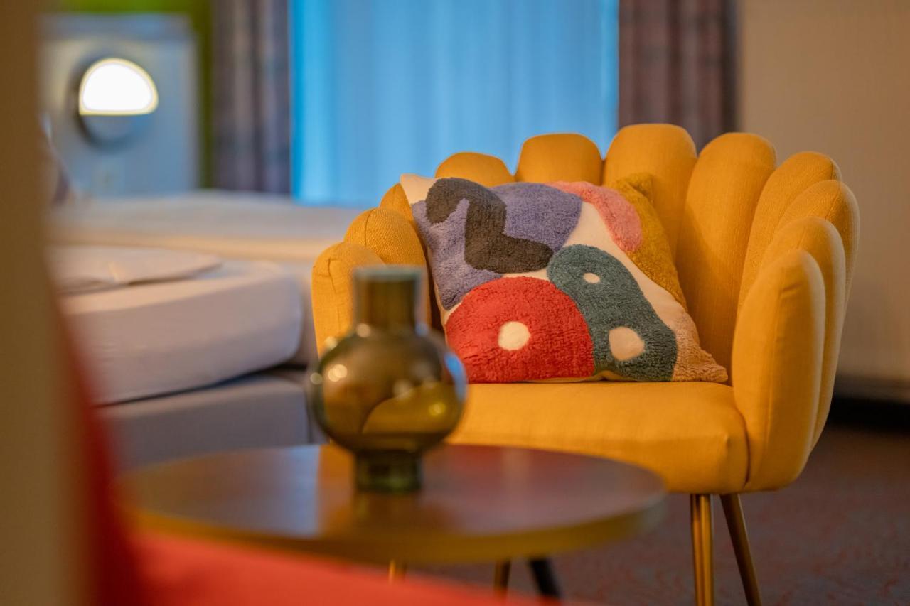 Hessenland Hotel Kassel Innenstadt By Stay Awesome Extérieur photo