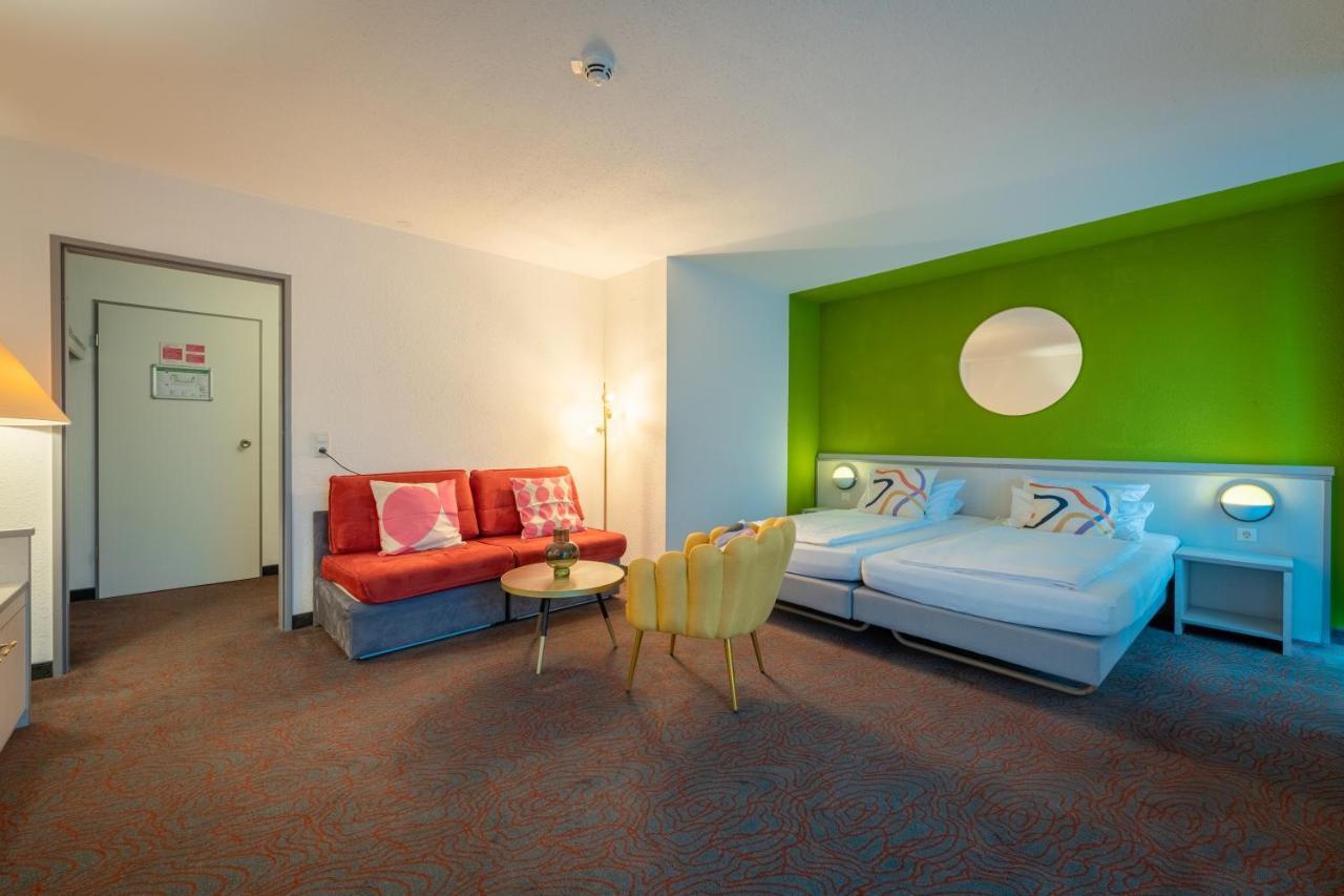 Hessenland Hotel Kassel Innenstadt By Stay Awesome Extérieur photo